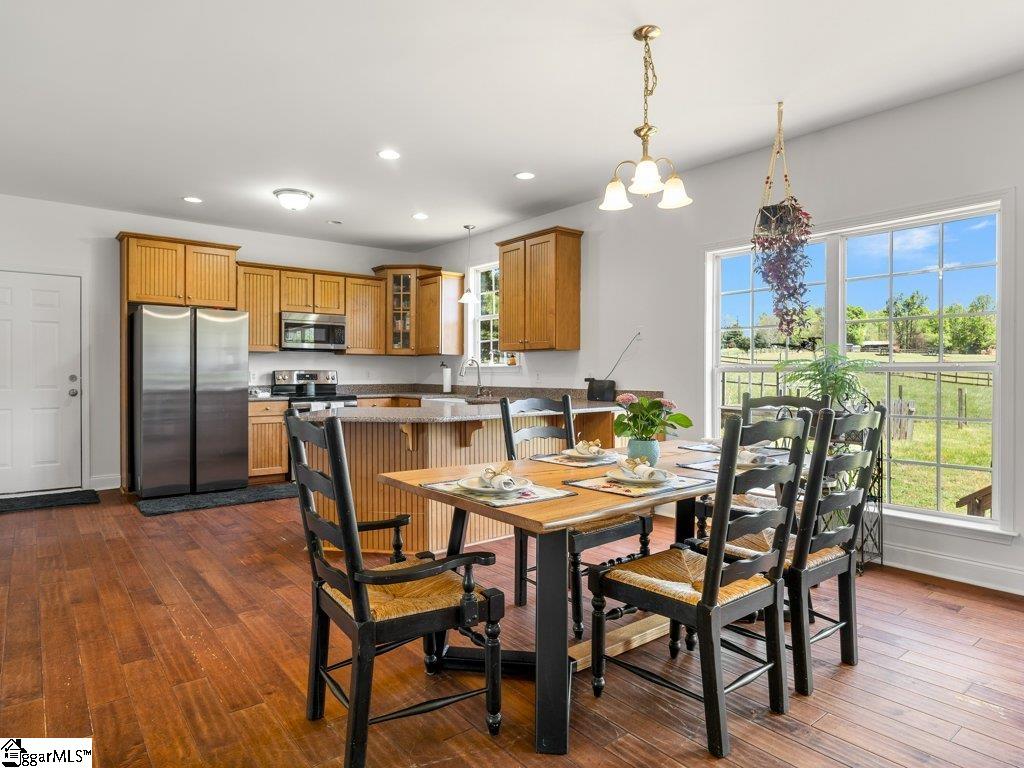 510 Cole Road Campobello, SC 29322 - Photo 17 of 48