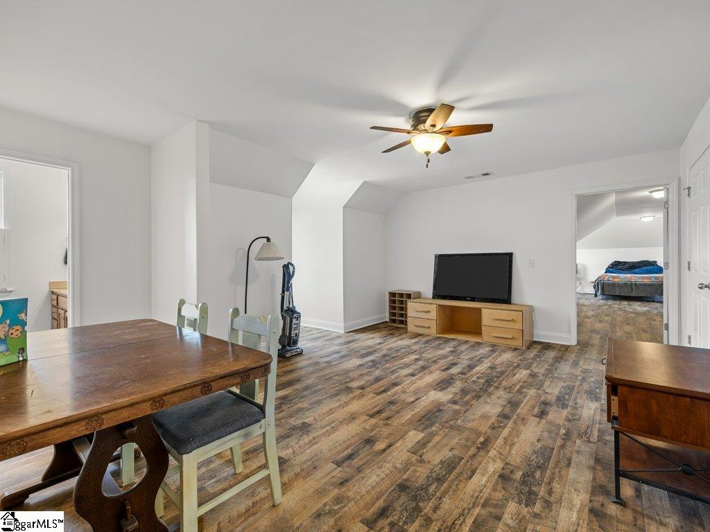 510 Cole Road Campobello, SC 29322 - Photo 31 of 48