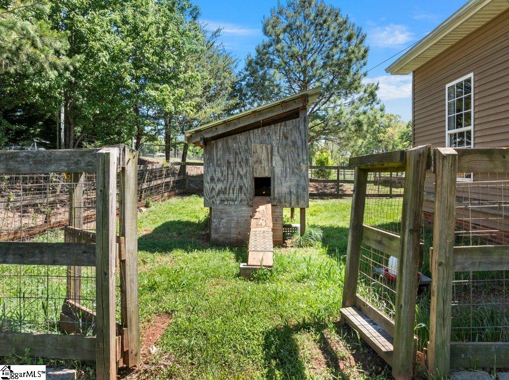 510 Cole Road Campobello, SC 29322 - Photo 41 of 48