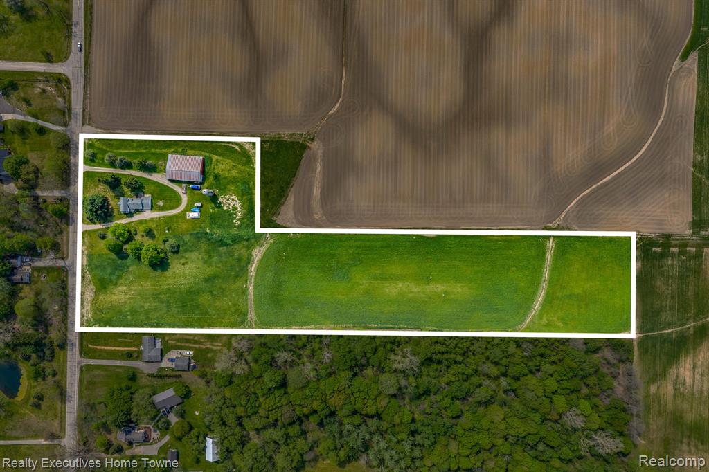 5390 Walker Road North Street, MI 48049 - Photo 4 of 61