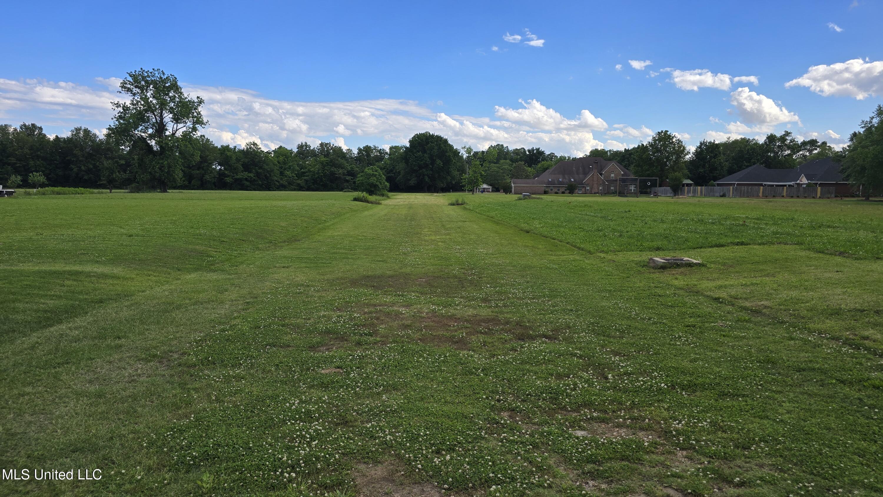 South Street Cleveland, MS 38732 - Photo 3 of 10 20250508_164640