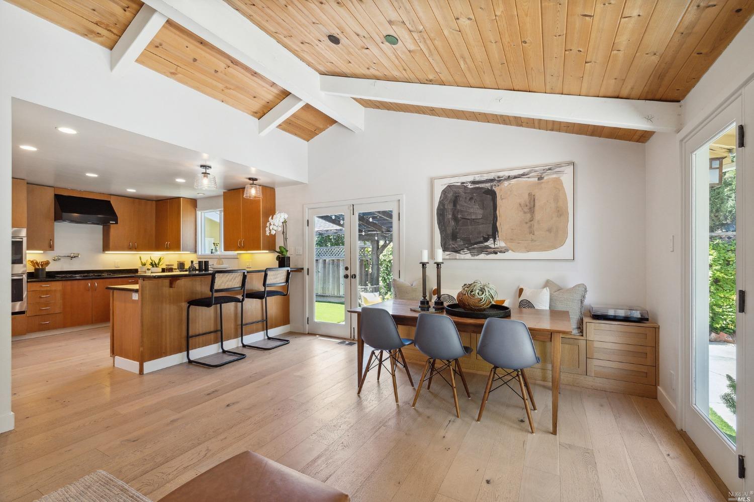 340 Ironstone Court San Rafael, CA 94903 - Photo 11 of 48