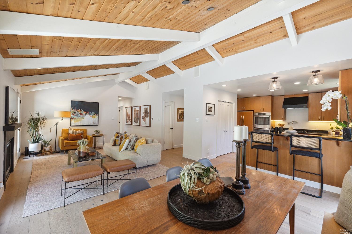 340 Ironstone Court San Rafael, CA 94903 - Photo 13 of 48