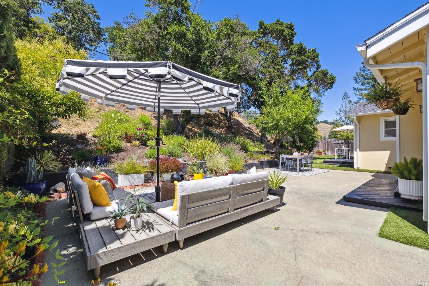 340 Ironstone Court San Rafael, CA 94903 - Photo 20 of 48