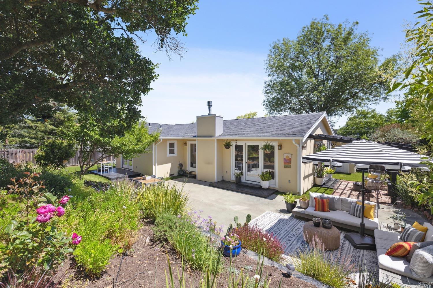 340 Ironstone Court San Rafael, CA 94903 - Photo 23 of 48