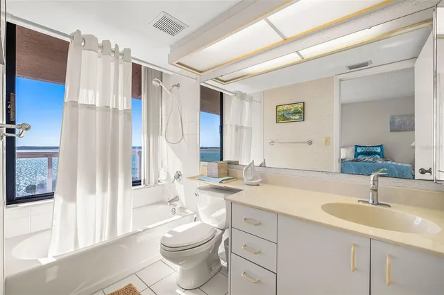 $5,000 | 1310 Gulf Boulevard, Unit 10D, Clearwater Beach, FL 33767