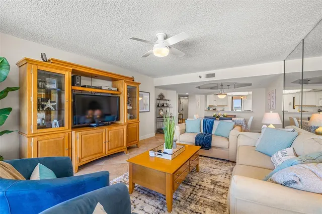 $5,000 | 1310 Gulf Boulevard, Unit 10D, Clearwater Beach, FL 33767