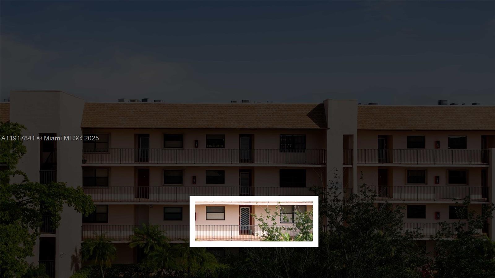 10207 Sunrise Lakes Boulevard, Unit 203 Sunrise, FL 33322 - Photo 24 of 39