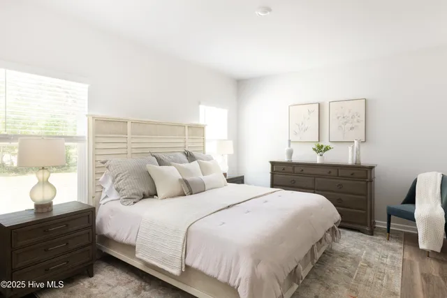 $316,625 | 613 South Squires Run Lane, Richlands, NC 28574