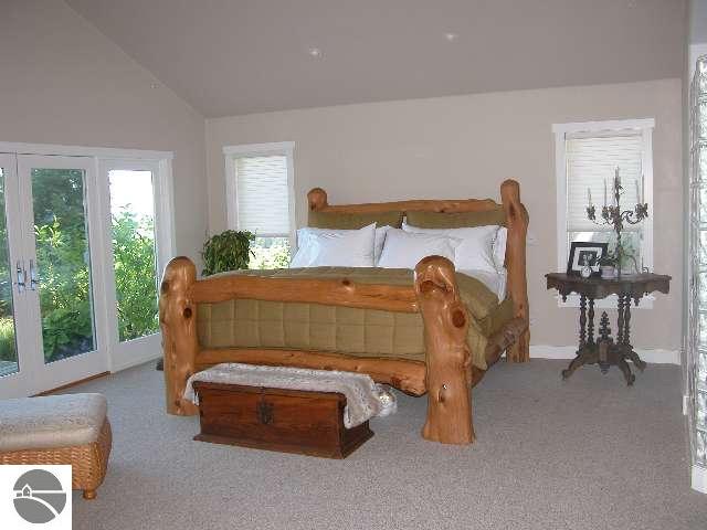 117 North Stony Point Road Suttons Bay, MI 49682 - Photo 8 of 9 1657634-7.JPG