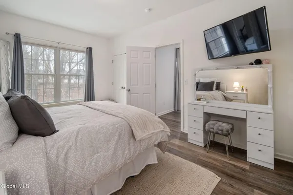 $499,900 | 33 Joshua Place, Bethlehem, NY 12077