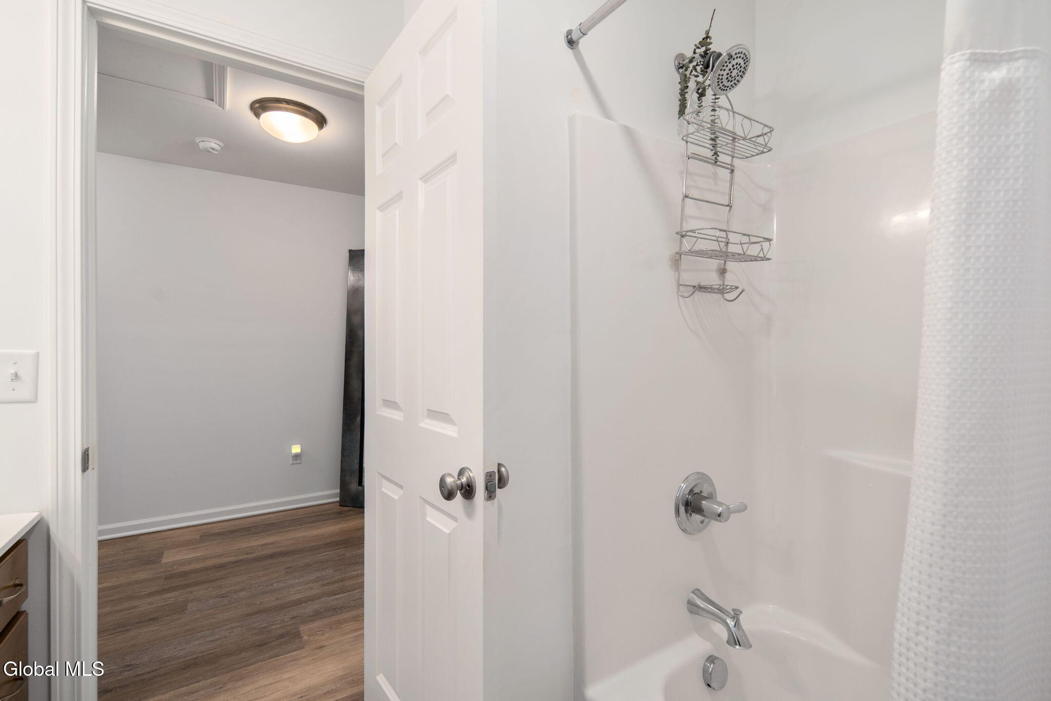 33 Joshua Place Bethlehem, NY 12077 - Photo 24 of 30 32-33JoshuaPl_32