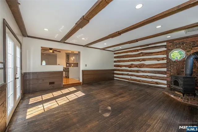 $774,700 | 43 Graydon Terrace, Clifton, NJ 07013