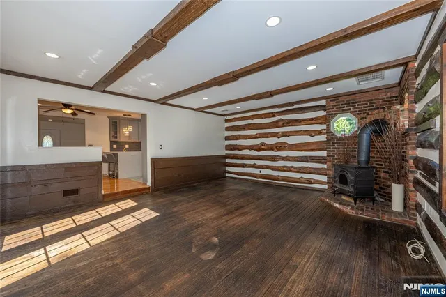 $774,700 | 43 Graydon Terrace, Clifton, NJ 07013