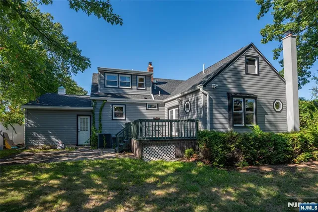 $774,700 | 43 Graydon Terrace, Clifton, NJ 07013