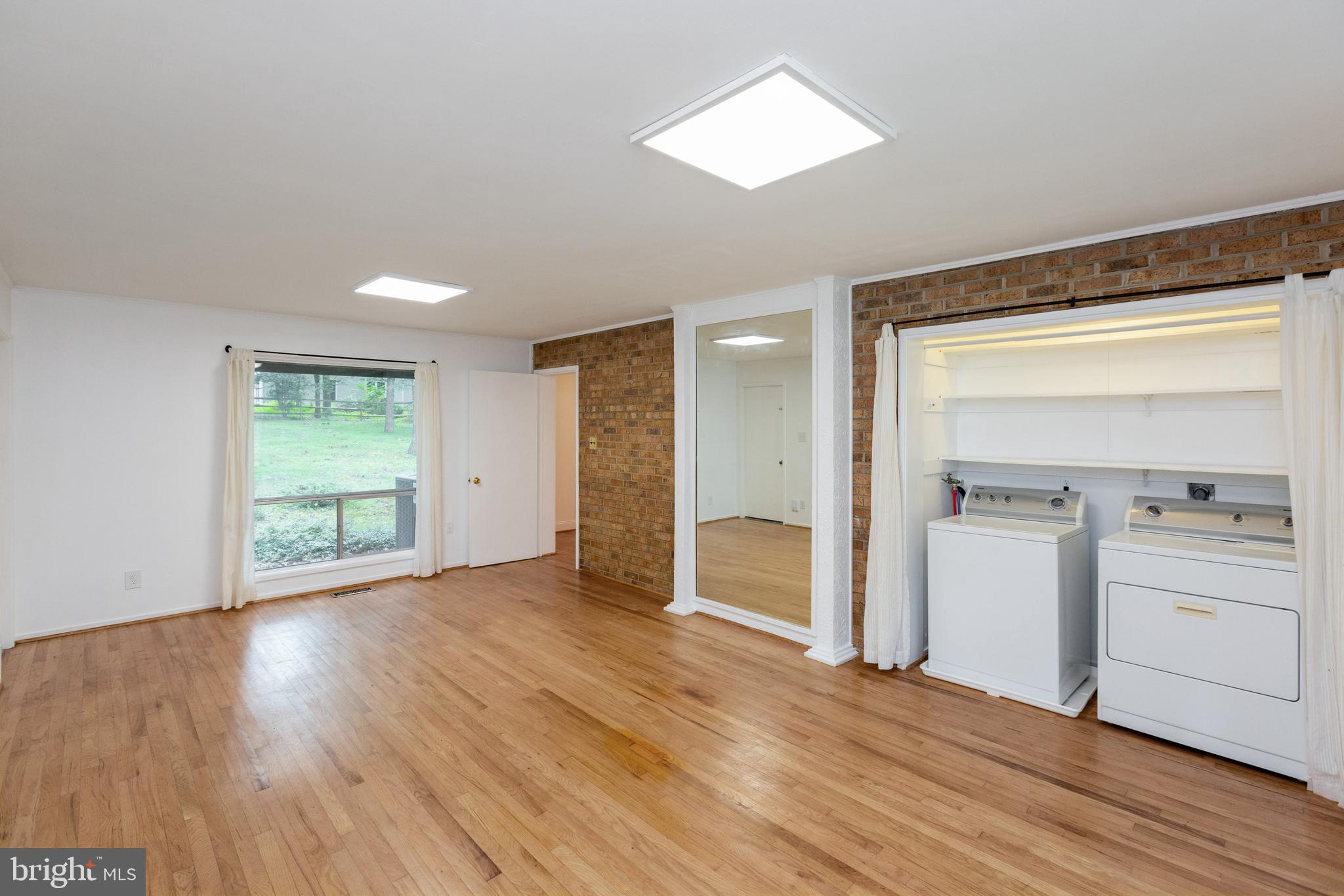 11705 Vale Road Oakton, VA 22124 - Photo 17 of 41