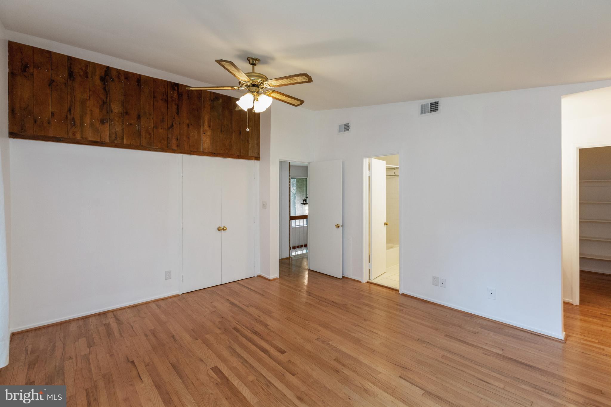 11705 Vale Road Oakton, VA 22124 - Photo 24 of 41