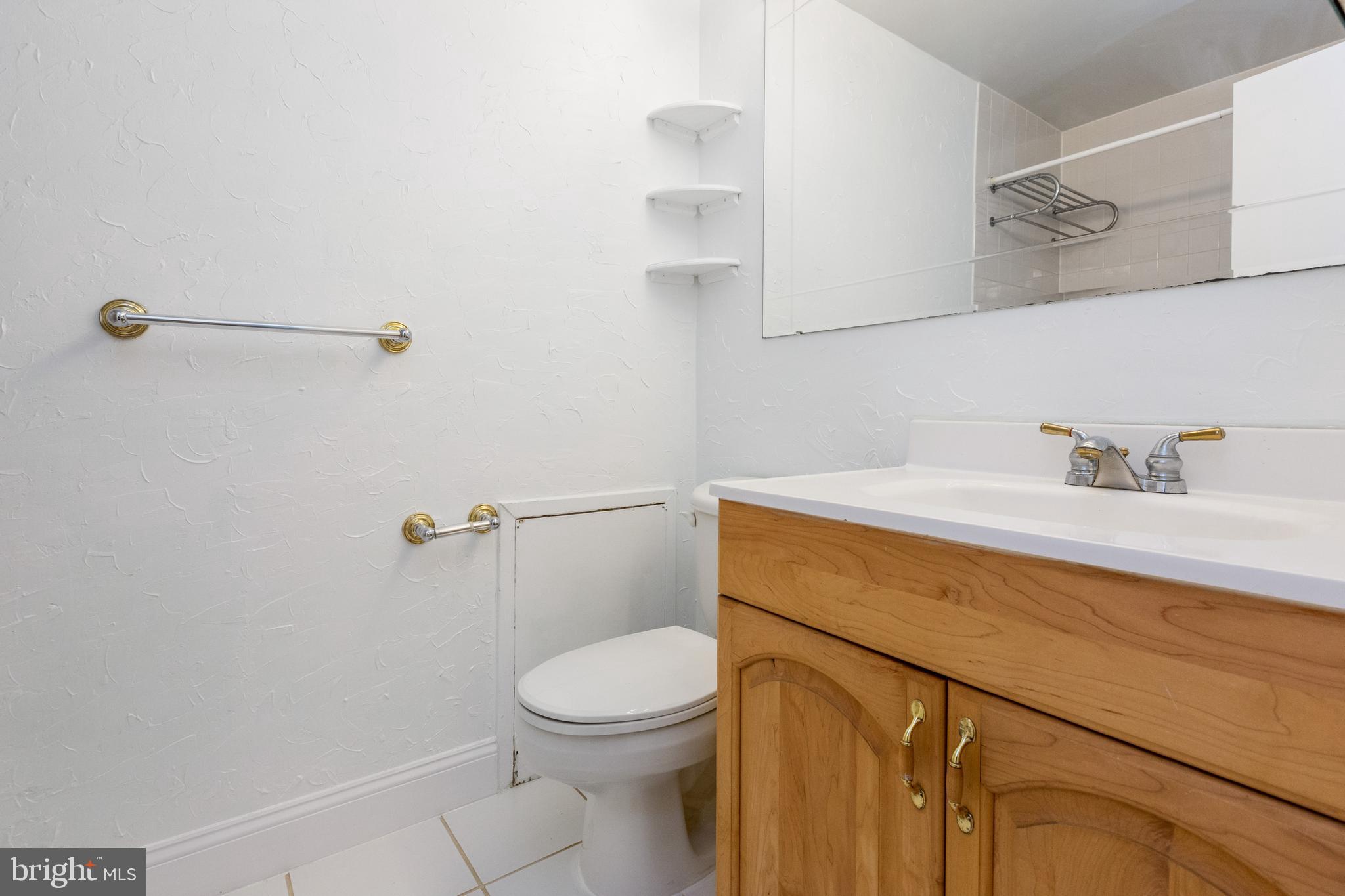 11705 Vale Road Oakton, VA 22124 - Photo 32 of 41