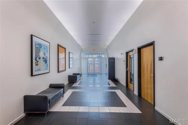 $1,600 | 1511 Locust Street, Unit 404, St. Louis, MO 63103