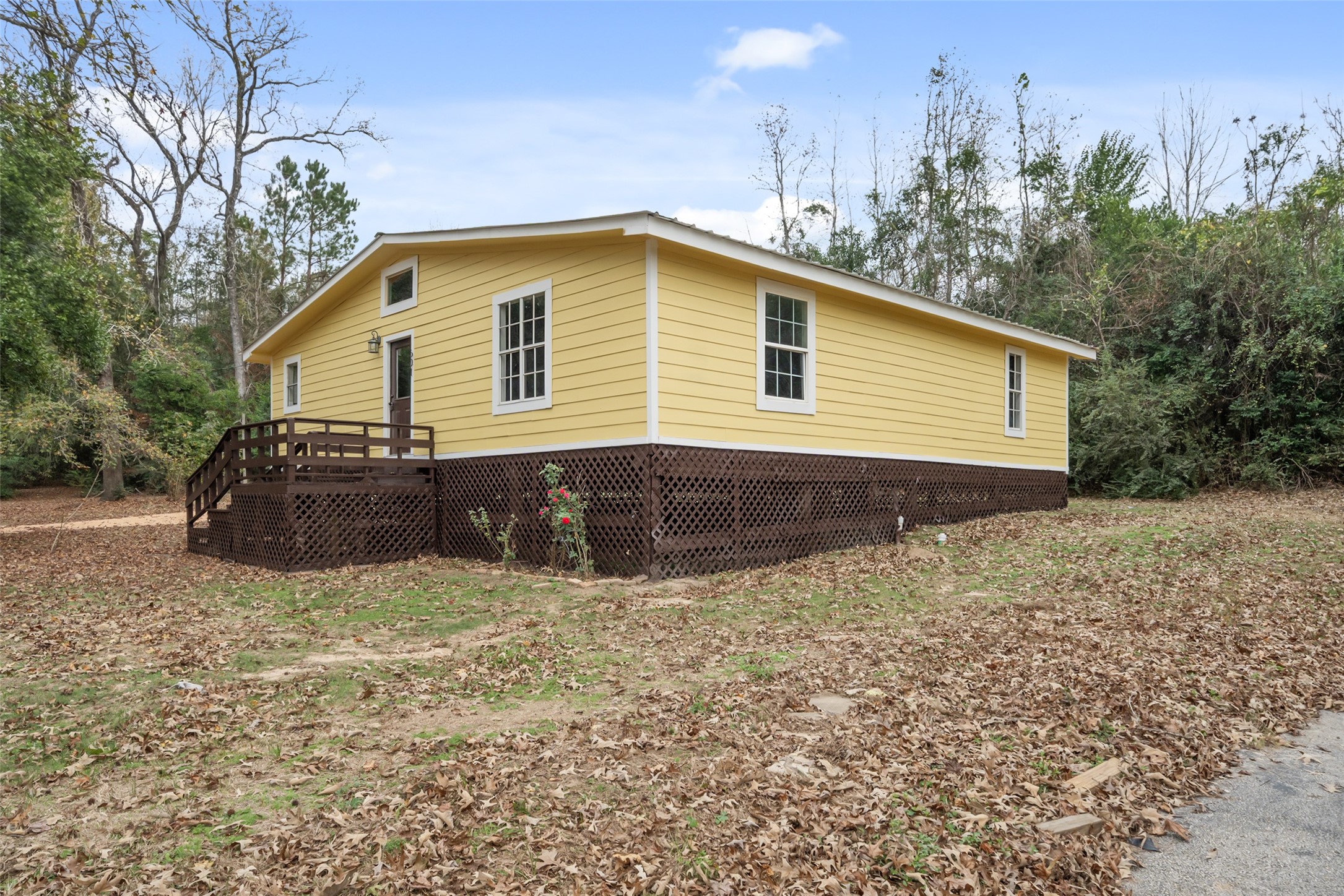 601 Faulkner Avenue Coldspring, TX 77331 - Photo 2 of 31