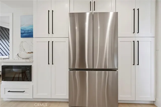 $3,200,000 | 2316 La Linda Place, Newport Beach, CA 92660