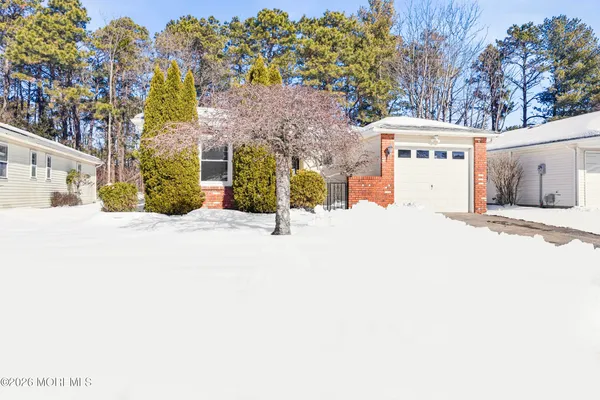 $475,000 | 73 Yorkwood Drive, Brick, NJ 08723
