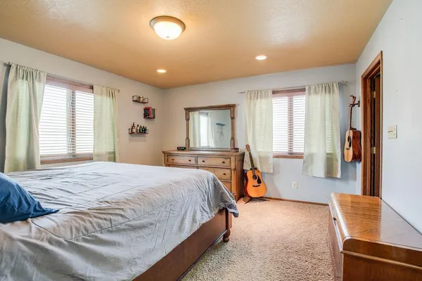 $340,000 | 1333 15th Street South, Fargo, ND 58103
