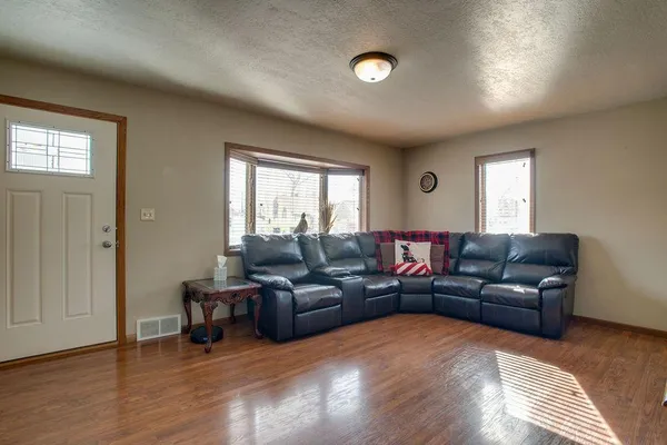 $340,000 | 1333 15th Street South, Fargo, ND 58103