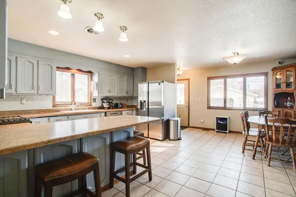 $340,000 | 1333 15th Street South, Fargo, ND 58103