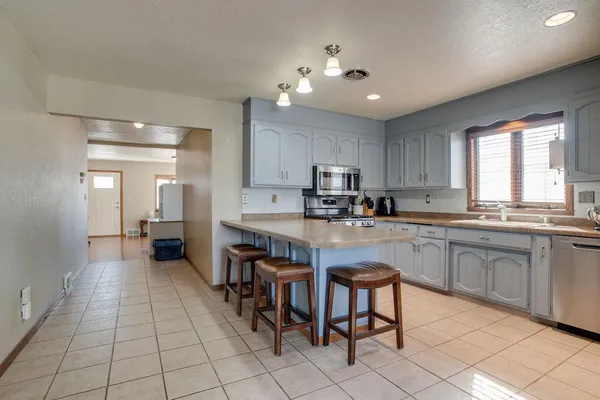 $340,000 | 1333 15th Street South, Fargo, ND 58103