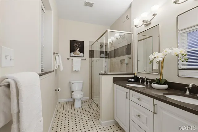 $349,900 | 4924 McPherson Avenue, St. Louis, MO 63108