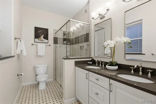 $349,900 | 4924 McPherson Avenue, St. Louis, MO 63108