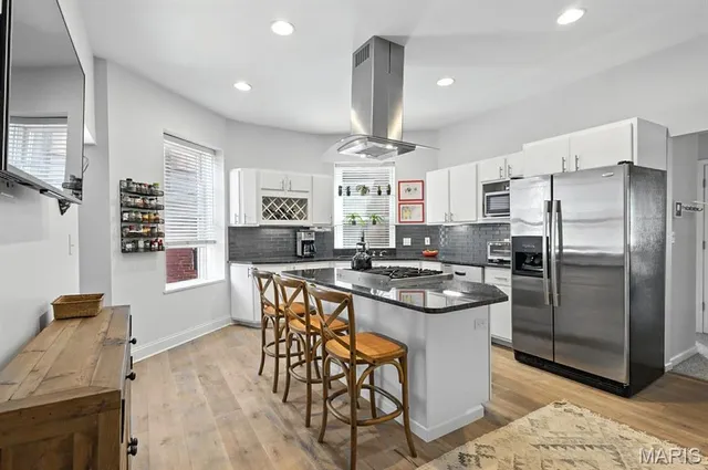 $349,900 | 4924 McPherson Avenue, St. Louis, MO 63108