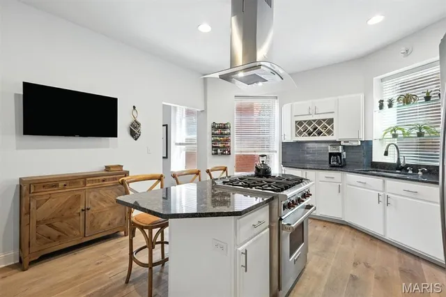 $349,900 | 4924 McPherson Avenue, St. Louis, MO 63108