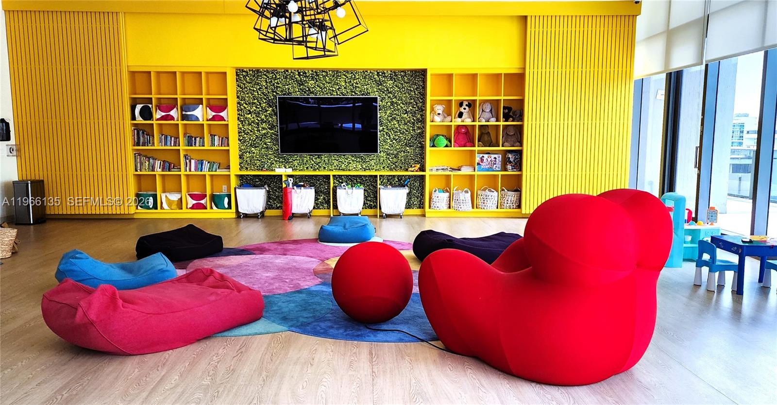 45 Southwest 9th Street, Unit 2108 Miami, FL 33130 - Photo 14 of 55 a room with furniture and a fireplace