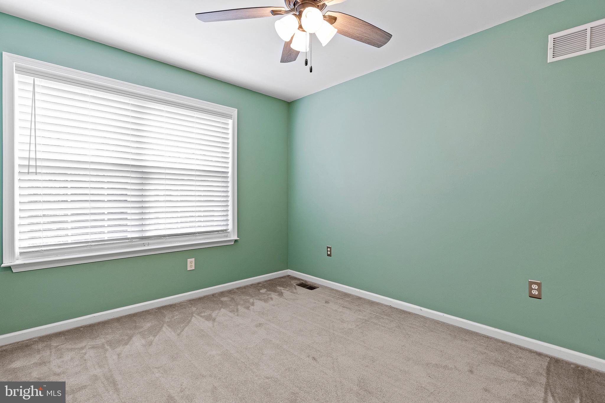 32 Ballina Boulevard Bear, DE 19701 - Photo 18 of 25 a view of a room that has a window in it