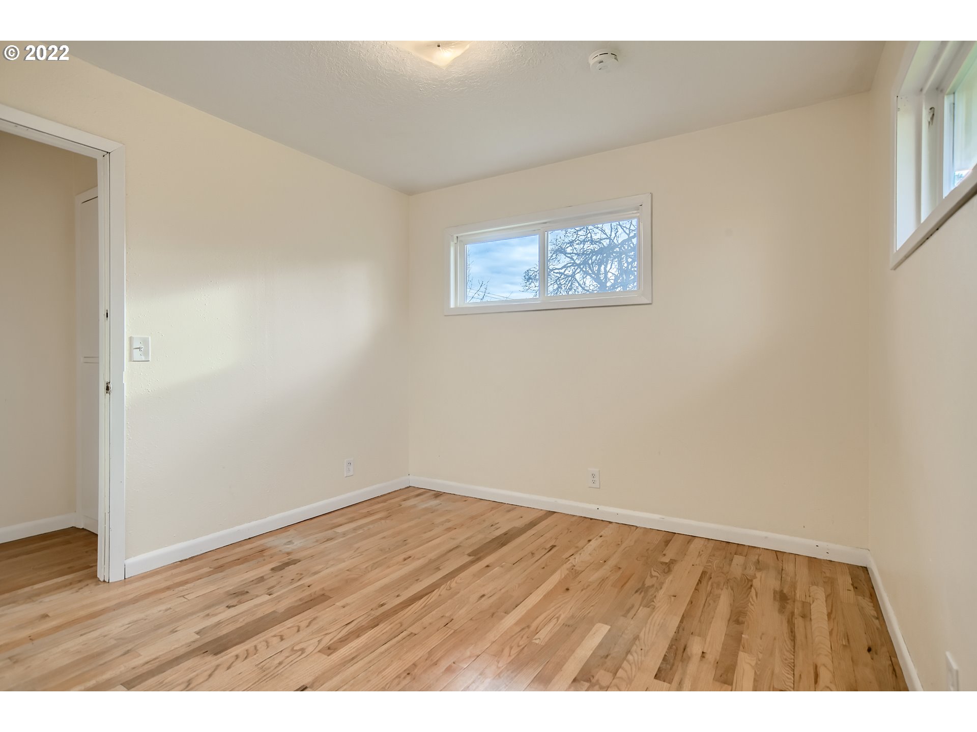 18275 Webster Road Gladstone, OR 97027 - Photo 14 of 32 Gallery Image 14