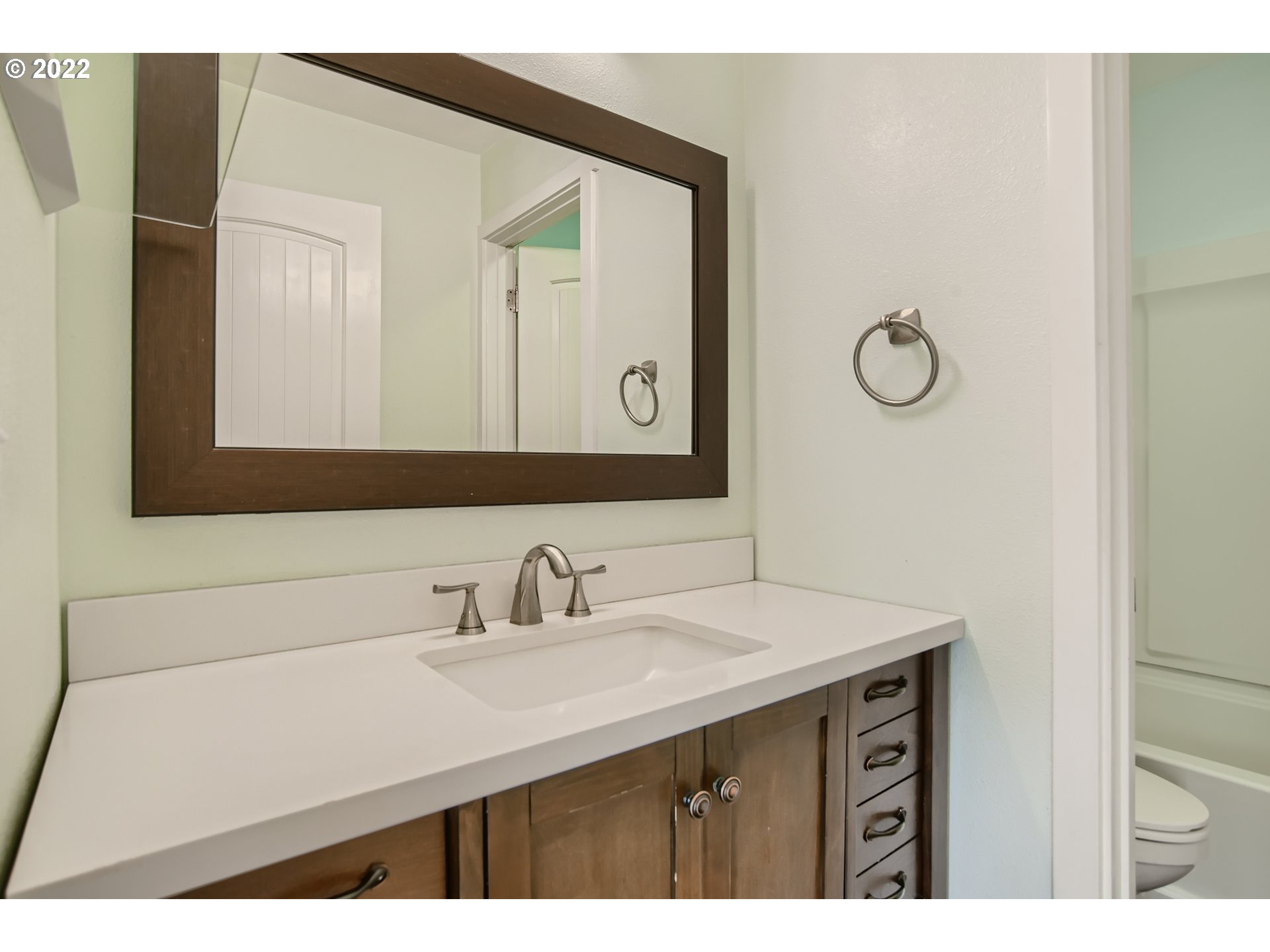 18275 Webster Road Gladstone, OR 97027 - Photo 21 of 32 Gallery Image 21