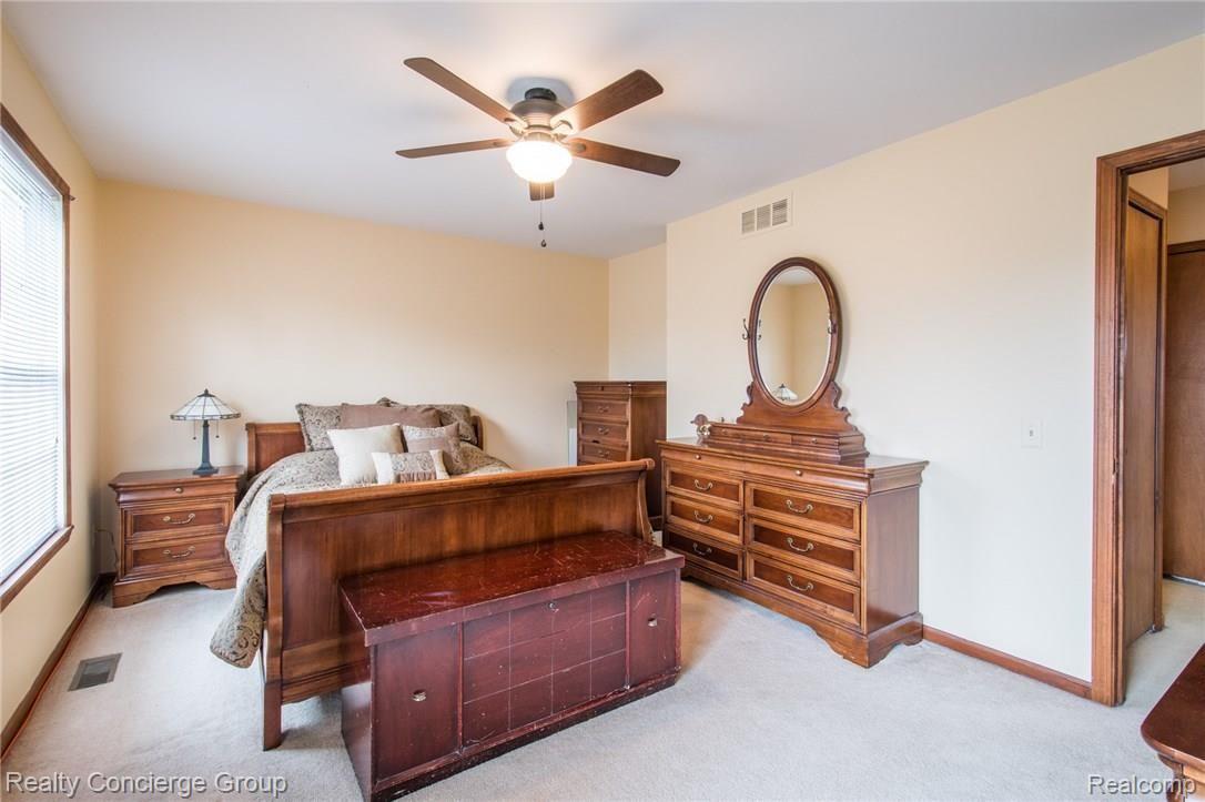 11644 Spencer Road Brighton, MI 48114 - Photo 16 of 43 spencer-26.jpg