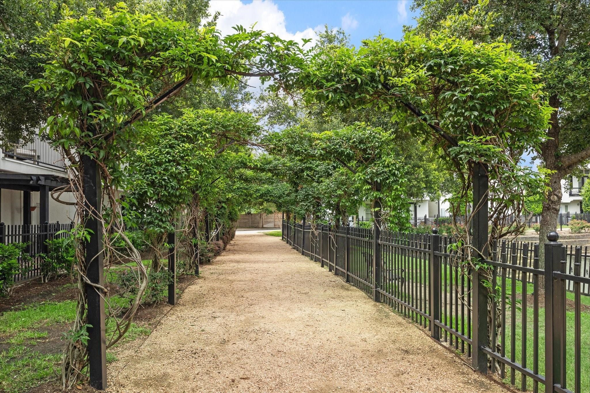 2703 Arabelle Grove Houston, TX 77007 - Photo 32 of 37 Walking path near the dog park