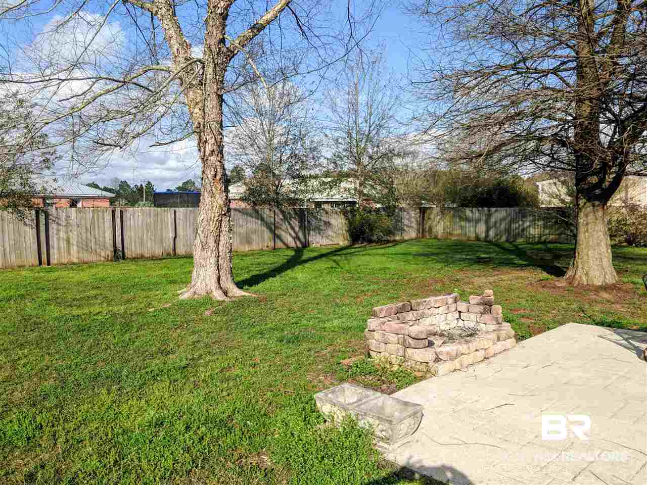 16447 Hunter Lane Foley, AL 36535 - Photo 6 of 31 Yard