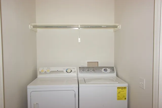 $2,050 | 7304 South Glenn Street, Austin, TX 78744