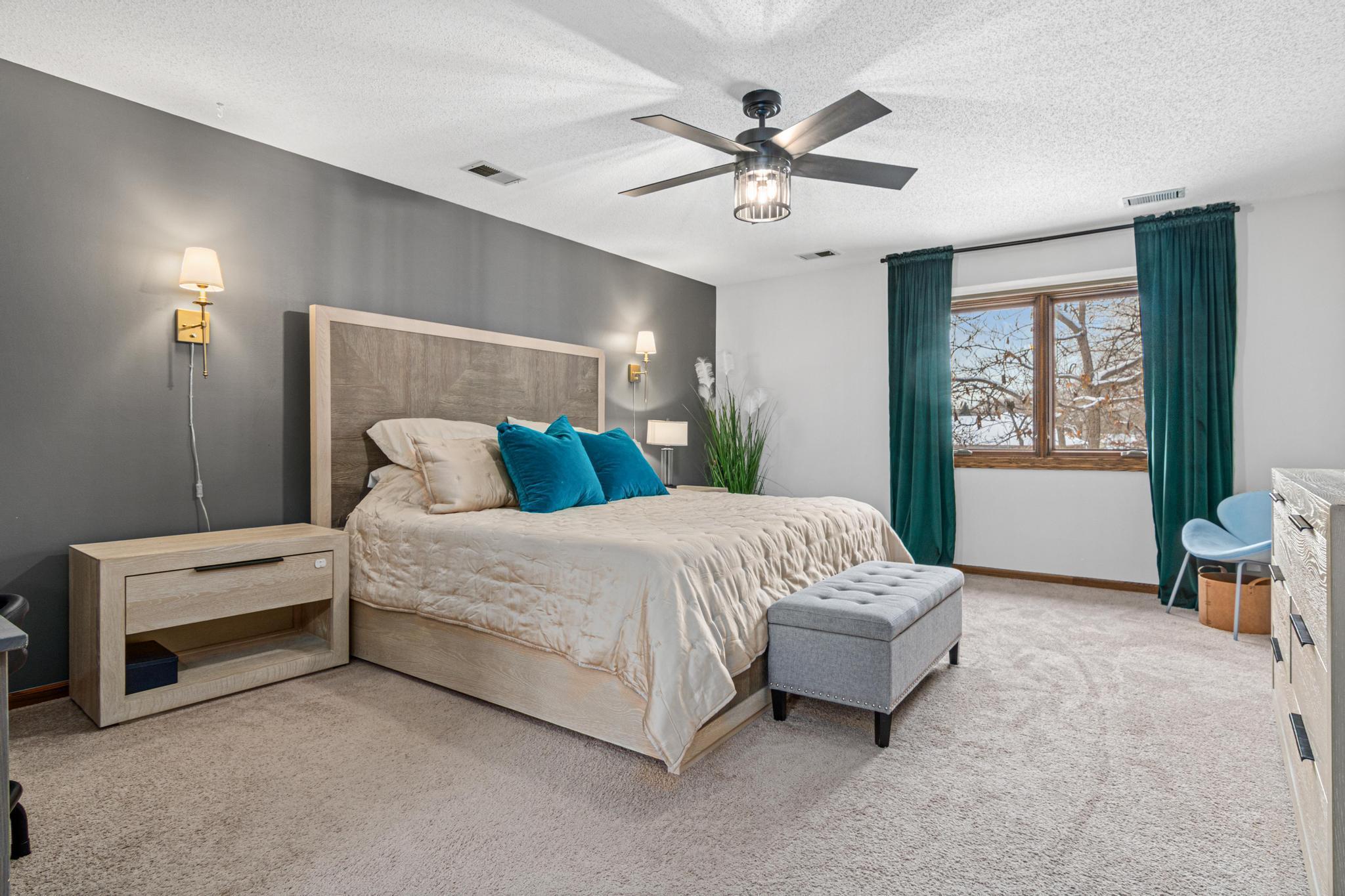 5816 Oxford Street North Shoreview, MN 55126 - Photo 19 of 42