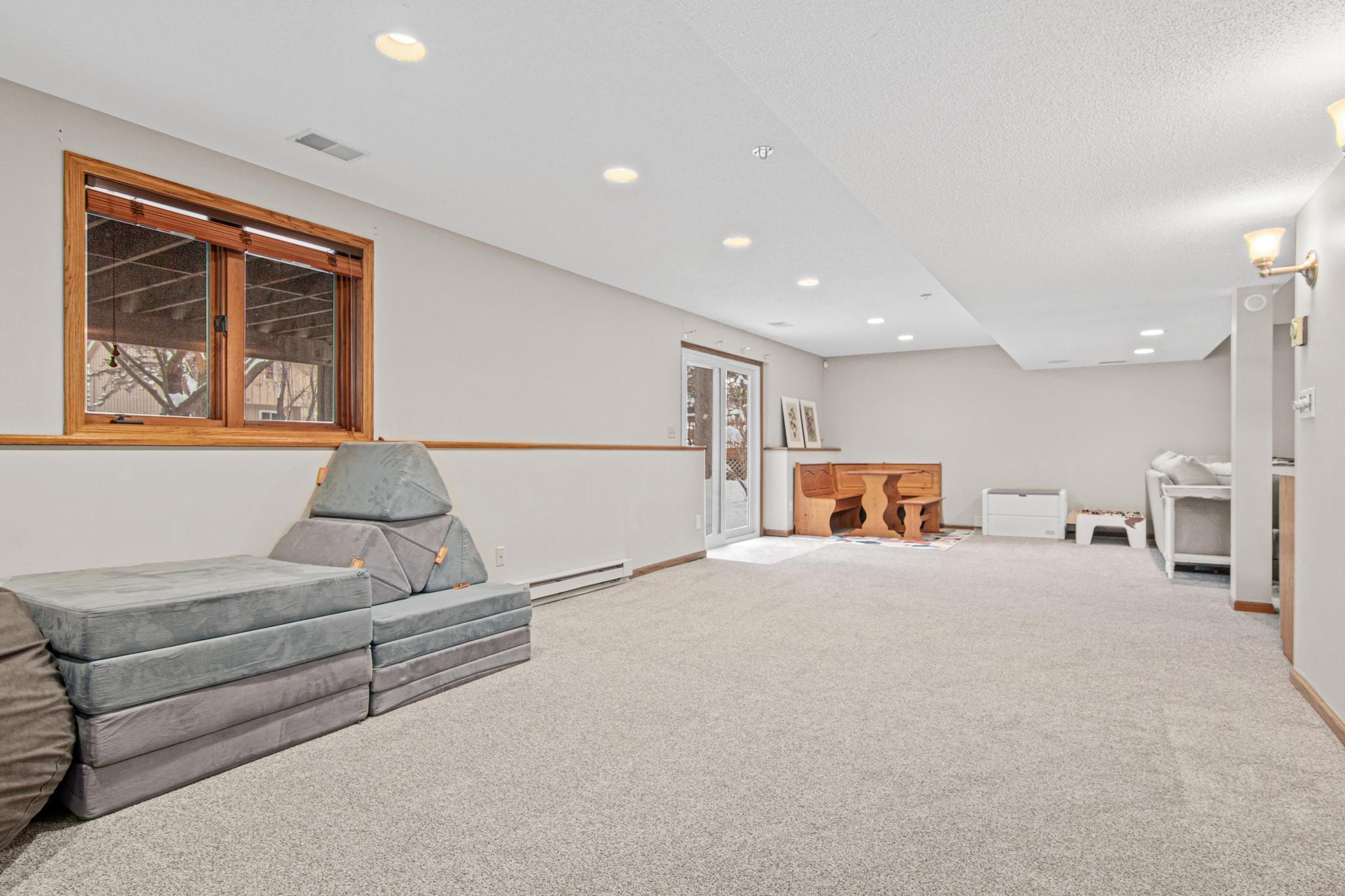 5816 Oxford Street North Shoreview, MN 55126 - Photo 32 of 42