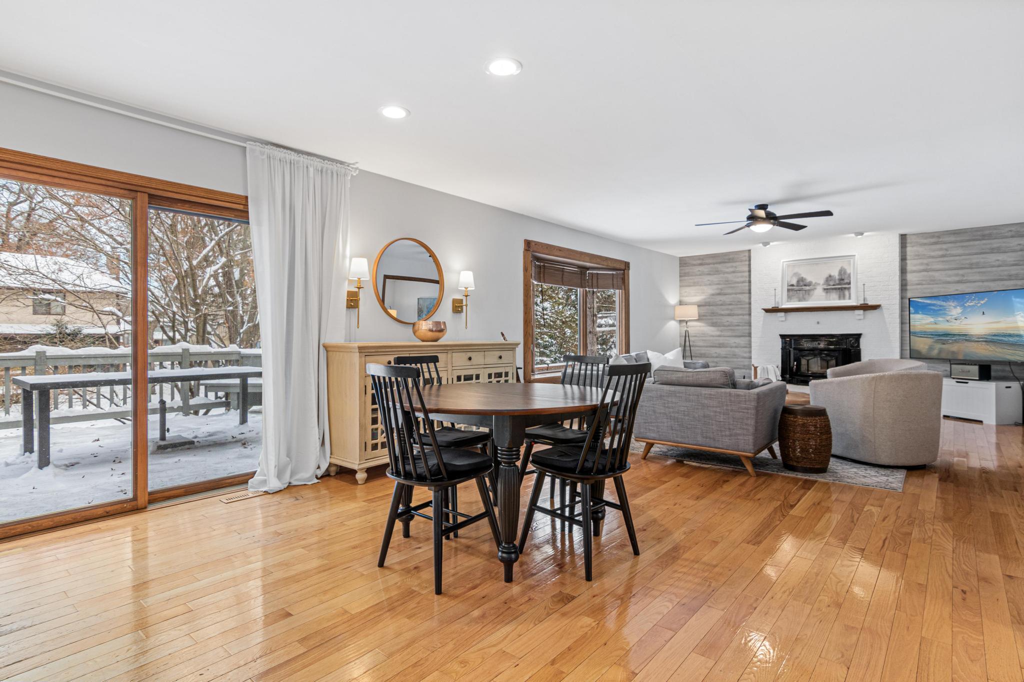 5816 Oxford Street North Shoreview, MN 55126 - Photo 5 of 42