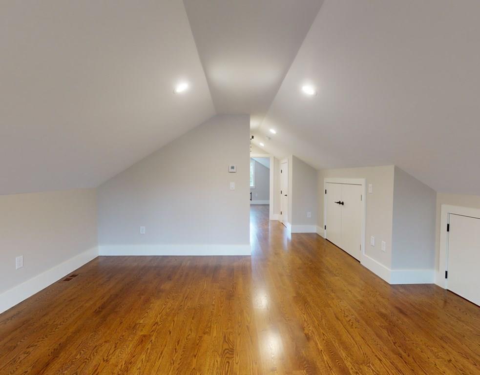 17 Brooksbie Road Bedford, MA 01730 - Photo 21 of 30