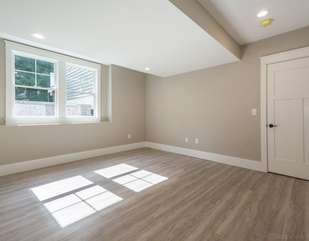 17 Brooksbie Road Bedford, MA 01730 - Photo 25 of 30