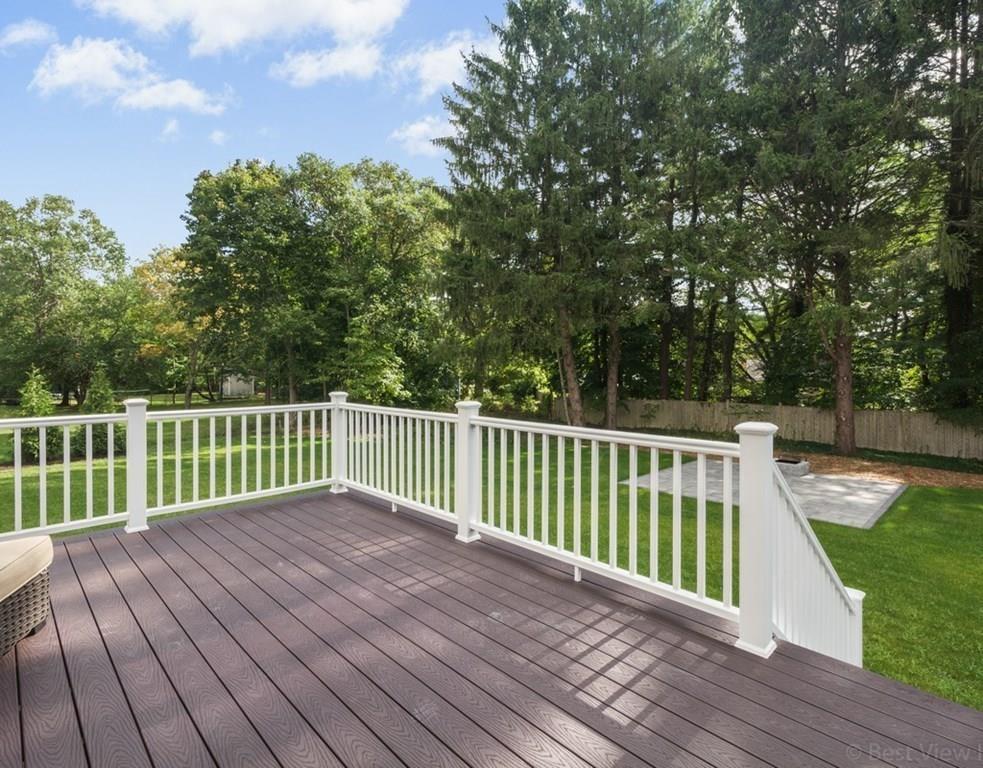 17 Brooksbie Road Bedford, MA 01730 - Photo 29 of 30