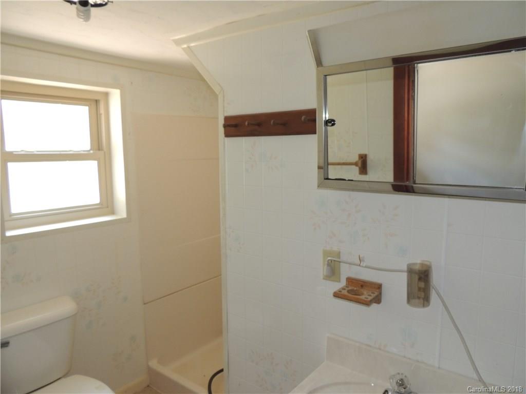84 Maxwell Road Asheville, NC 28805 - Photo 16 of 20 Gallery Image 16