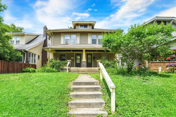 $1,295 | 626 North Riley Avenue, Indianapolis, IN 46201